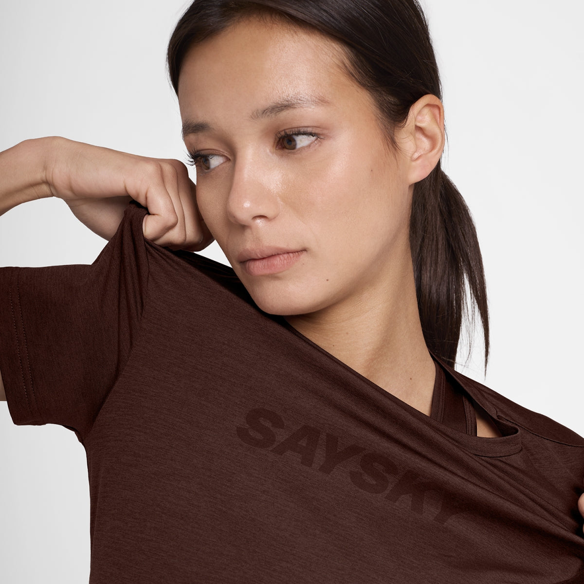 W Logo Pace T-Shirt - Red