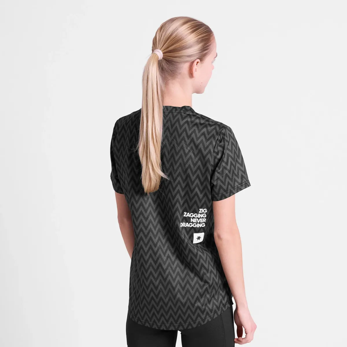 W Zig Zag Combat T-Shirt - Black